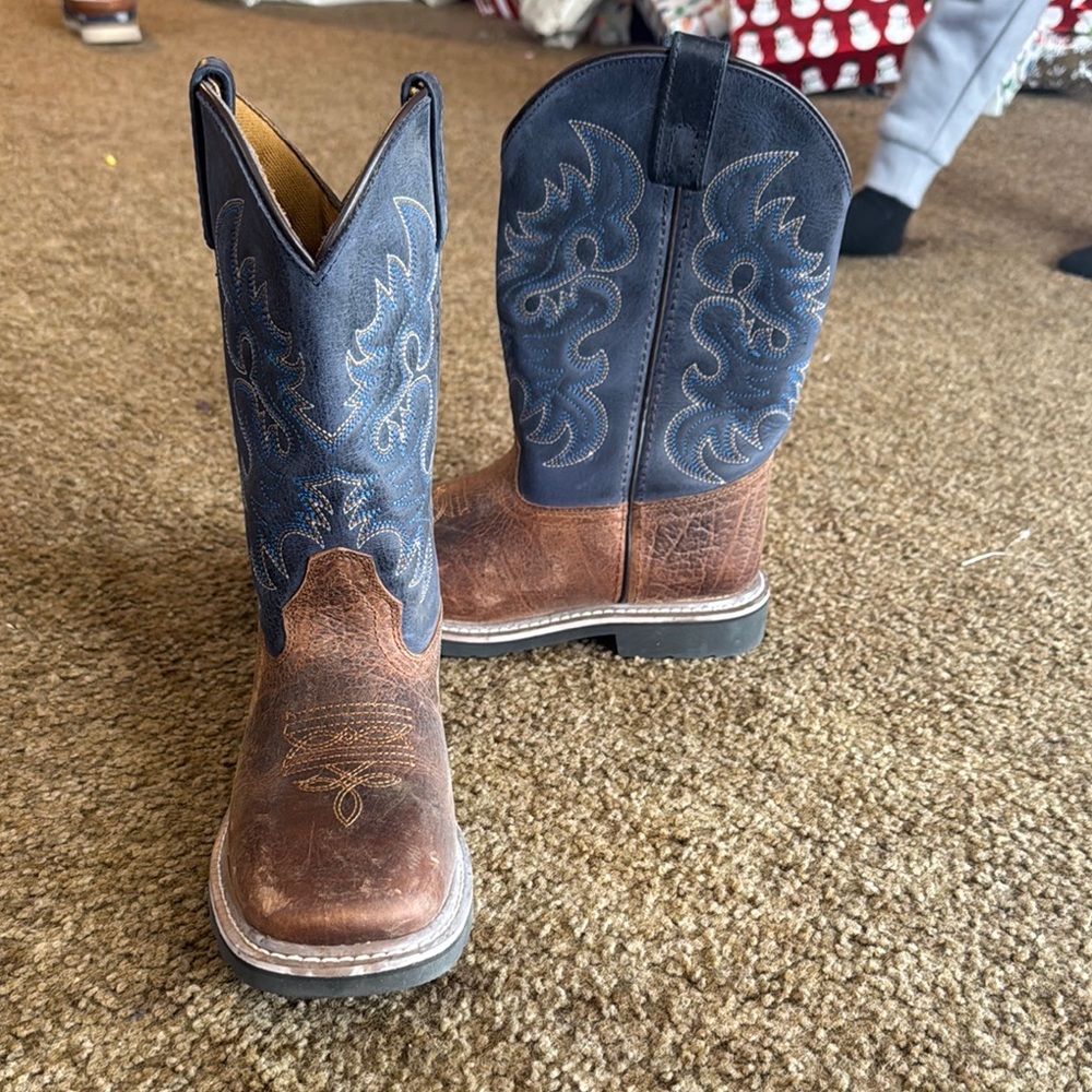Dan post two toned boots youth